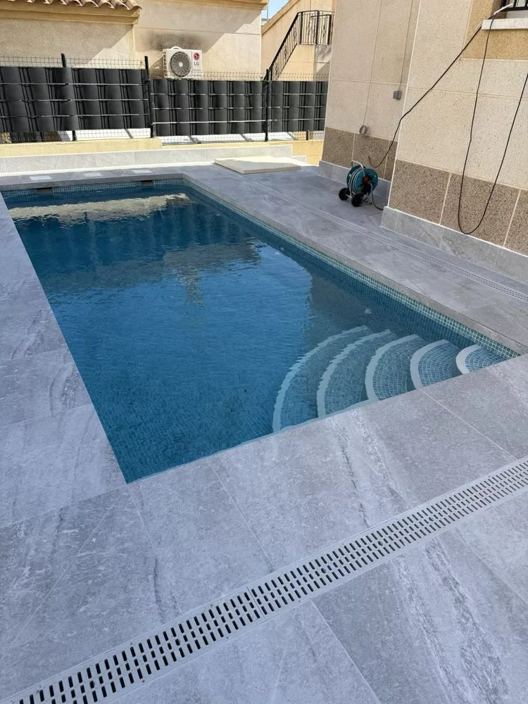 Pool and outdoor area, 5×3 m in Los Altos