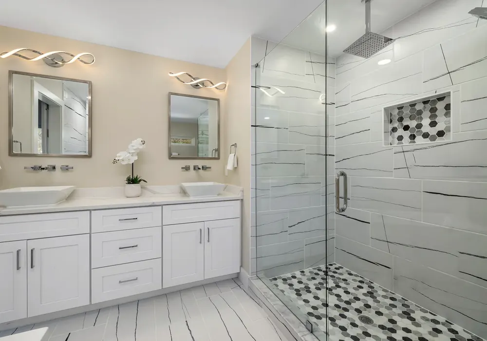 Tiling and fittings after renovation in Costa Blanca